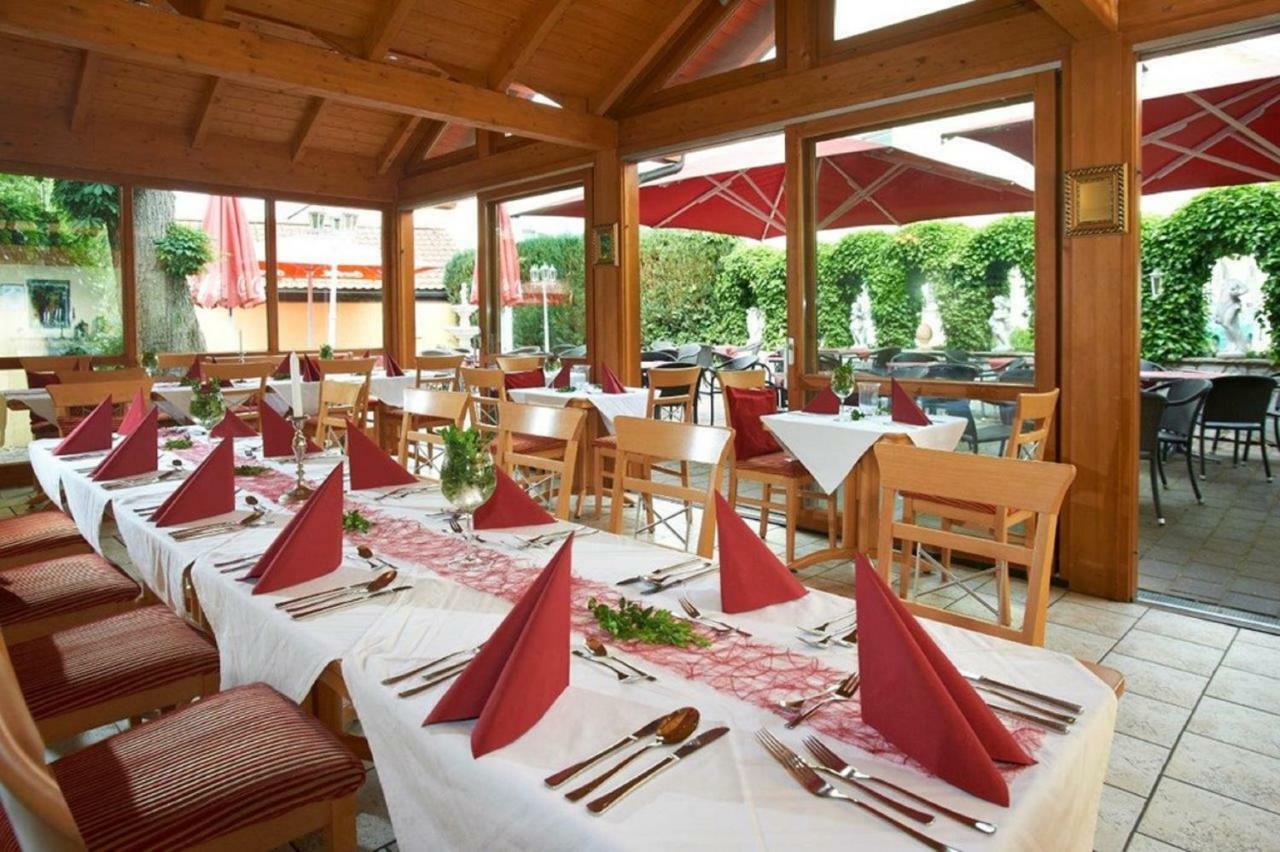 Hotelgasthof Zur Sonne 바트고깅 외부 사진